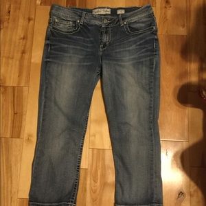 BKE Dakota denim capris size 34